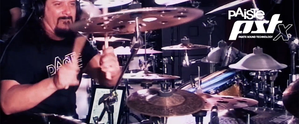 Niesamowite DrumShow Gustava Segura!