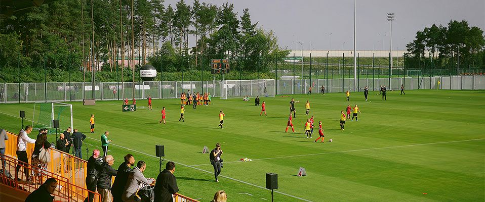 Ciekawe instalacje: Nagłośnienie Stadionu Hutnika w Warszawie
