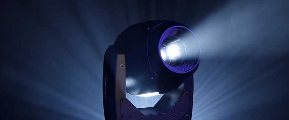 Morph 150W - kompaktowy, lekki spot od Fractal Lights