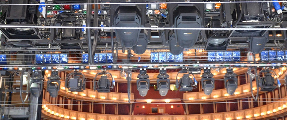 Wiedeńska Opera Narodowa instaluje 70 SolaWash 1000 High CRI