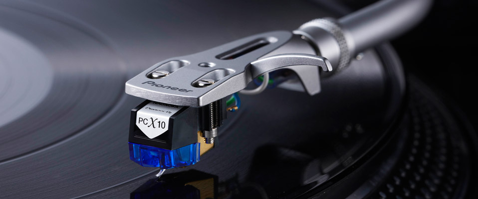 Pioneer uzupełnia swoją analogową ofertę dla DJ'ów