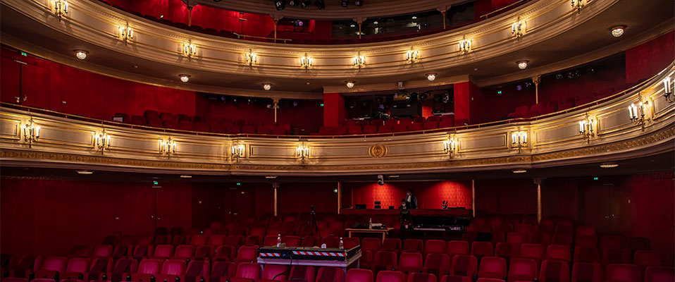 Teatr Niemiecki w Berlinie inwestuje w urządzenia Robe