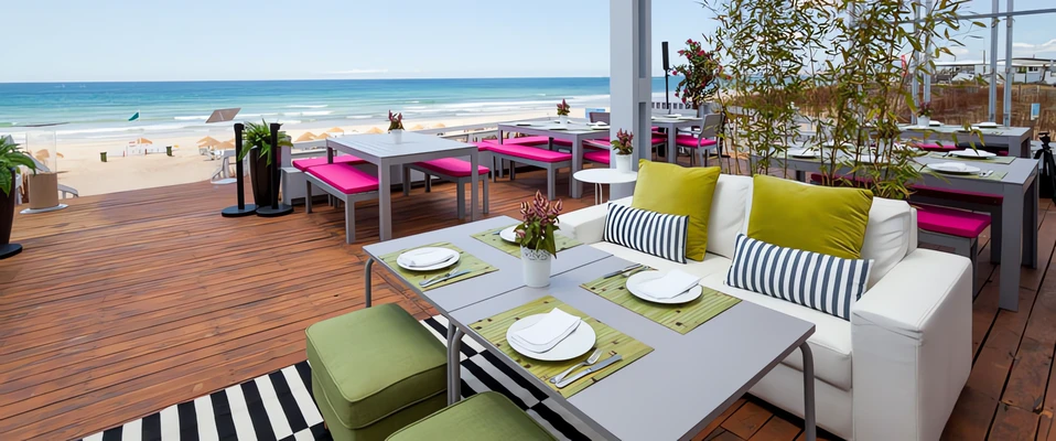 RCF EVOX nagłośnił portugalską restaurację "Praia - Sea, Salt and Pepper"