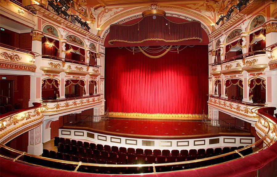 poradnik-scena-najwa-niejsza-cz-teatru-2-infomusic-pl