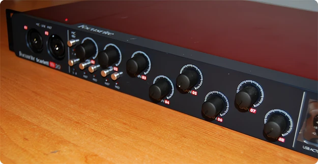 DTM・DAW Focusrite scarlett 18i20 Focusrite Scarlett 18i20 - Interfejs dla perkusistów i nie