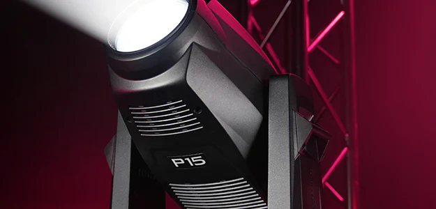 JB Lighting P15 Profile - potężna oprawa w trzech odmianach