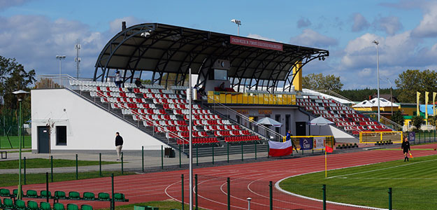 Ciekawe instalacje: Stadion Miejski w Białobrzegach