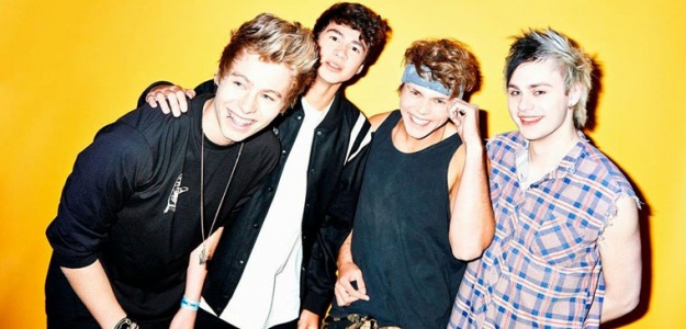 &quot;5 Seconds of Summer. So Perfect.&quot; w Multikinie
