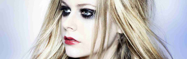 Avril Lavigne jako superbohaterka w najnowszym teledysku