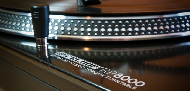 Test hybrydowego gramofonu  Reloop RP 8000
