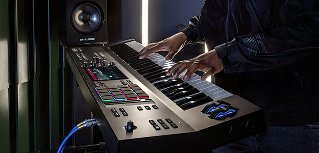 MPC KEY 61 - Nowy syntezator klawiszowy od Akai