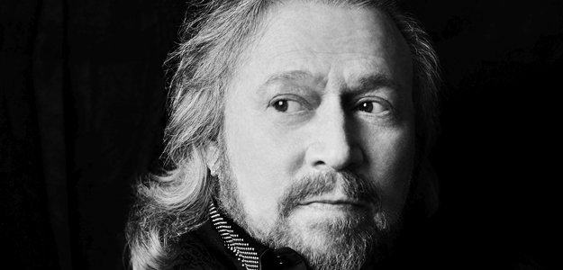 Posłuchaj nowego utworu twórcy legendarnej grupy Bee Gees 