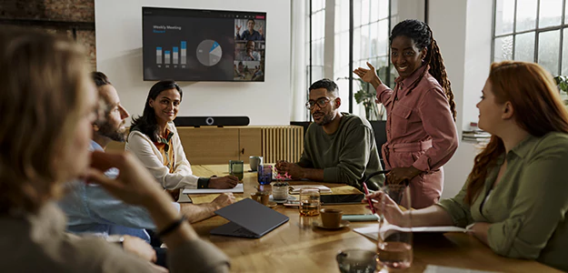 Sennheiser TeamConnect Bar: Wszystko w jednym” do małych i średnich sal konferencyjnych