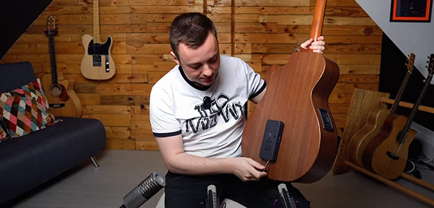 Szwajcarski scyzoryk dla gitarzystów akustycznych