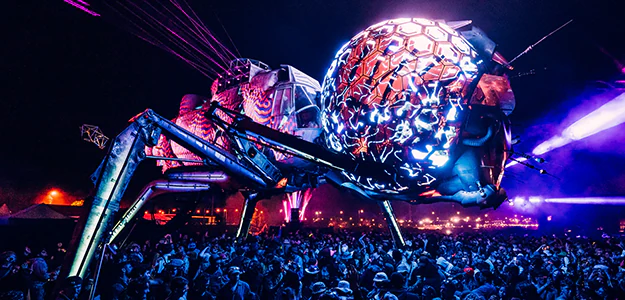 Sennheiser na scenie Dragonfly Stage w Glastonbury