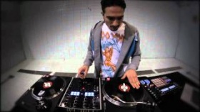DJ Unkut Demonstrates TRAKTOR Native Scratch Technology