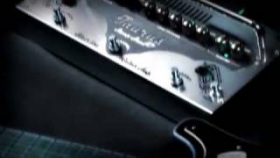Stomp-Head Guitar Amplifier
