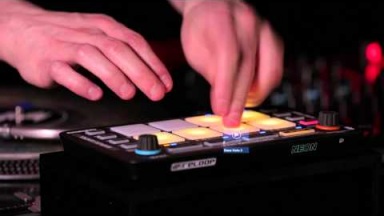 Reloop NEON: Demo &amp; Tutorial (Serato DJ Drum Pad Controller)