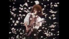 Queen - The Show Must Go On (Official Video)