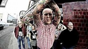 Booze &amp; Glory - &quot;London Skinhead Crew&quot; - Official Video (HD)