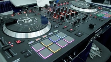 NAMM 2013: Numark NS7 2 | UniqueSquared.com