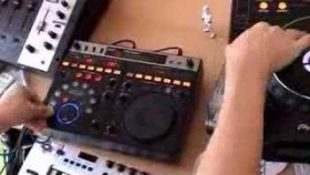 DJmag - James Zabiela DJ Tricks - 04